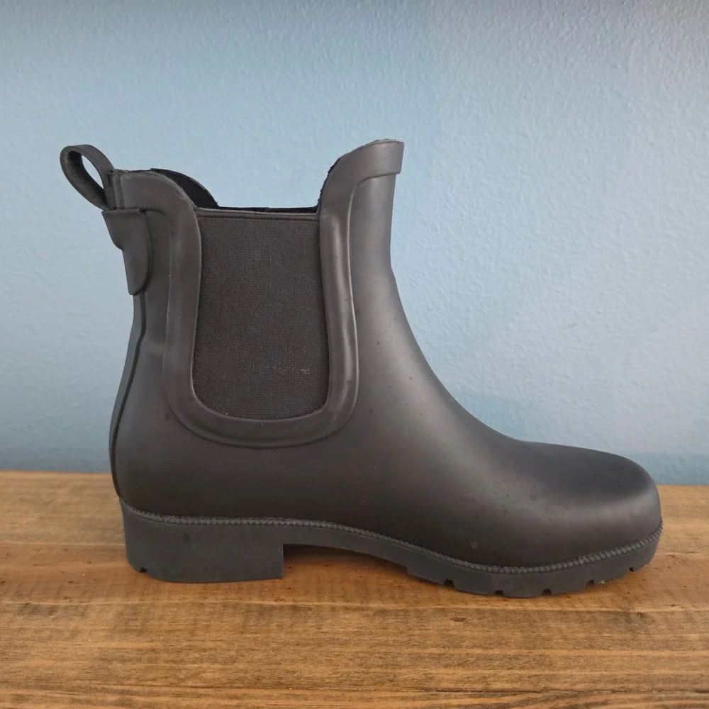 Eddie Bauer Womens Hailey Chelsea Rain Boots Waterproof Rubber Lug Sole Size 7